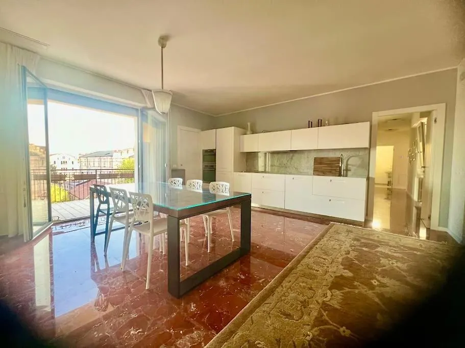 Centro Storico Grande Casa Moderna Apartment Verona