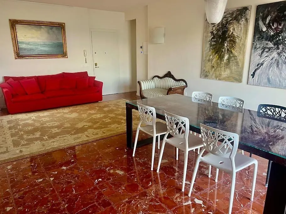 Centro Storico Grande Casa Moderna Apartment Verona Italy