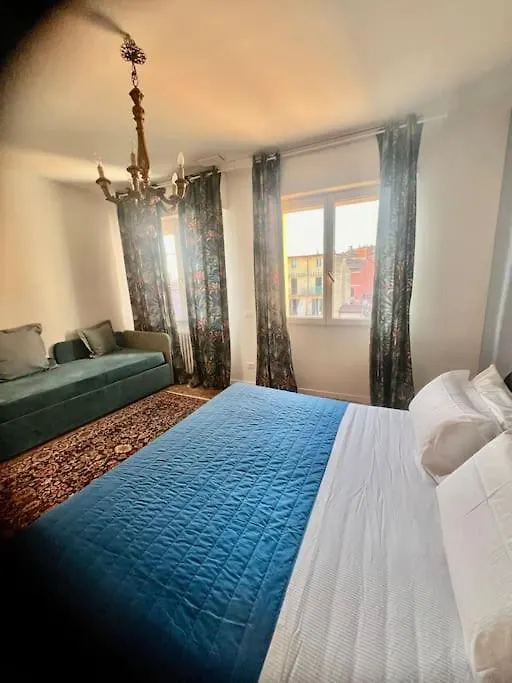 Centro Storico Grande Casa Moderna Apartment Verona Italy